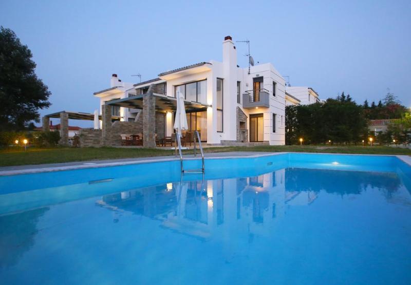 Sanny Sani Luxury Villas Hanioti Luaran gambar